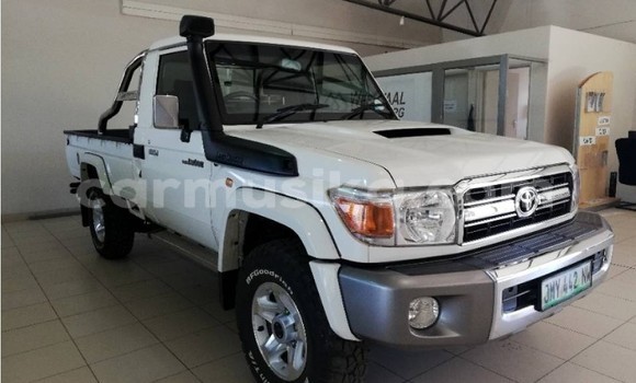 Acheter Occasion Voiture Toyota Land Cruiser Autre à Beitbridge, Matabeleland South Acheter Occasion Voiture Toyota Land Cruiser Autre à Beitbridge, Matabeleland South