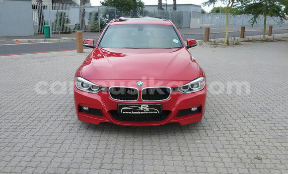 Tenga Tsaru BMW 3200 Tsvuku Mota in Beitbridge in Matabeleland South Tenga Tsaru BMW 3200 Tsvuku Mota in Beitbridge in Matabeleland South