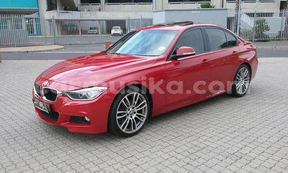 Tenga Tsaru BMW 3200 Tsvuku Mota in Beitbridge in Matabeleland South Tenga Tsaru BMW 3200 Tsvuku Mota in Beitbridge in Matabeleland South