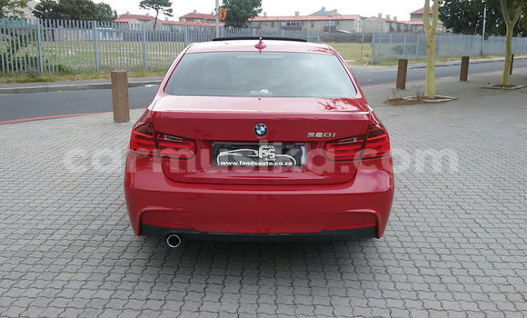 Tenga Tsaru BMW 3200 Tsvuku Mota in Beitbridge in Matabeleland South Tenga Tsaru BMW 3200 Tsvuku Mota in Beitbridge in Matabeleland South