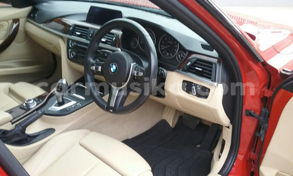 Tenga Tsaru BMW 3200 Tsvuku Mota in Beitbridge in Matabeleland South Tenga Tsaru BMW 3200 Tsvuku Mota in Beitbridge in Matabeleland South
