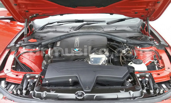 Tenga Tsaru BMW 3200 Tsvuku Mota in Beitbridge in Matabeleland South Tenga Tsaru BMW 3200 Tsvuku Mota in Beitbridge in Matabeleland South