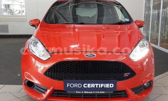 Nunua Ilio tumika Ford Fiesta ST Nyekundu Gari ndani ya Beitbridge nchini Matabeleland Kusini Nunua Ilio tumika Ford Fiesta ST Nyekundu Gari ndani ya Beitbridge nchini Matabeleland Kusini