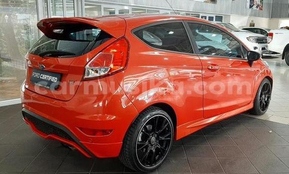 Nunua Ilio tumika Ford Fiesta ST Nyekundu Gari ndani ya Beitbridge nchini Matabeleland Kusini Nunua Ilio tumika Ford Fiesta ST Nyekundu Gari ndani ya Beitbridge nchini Matabeleland Kusini
