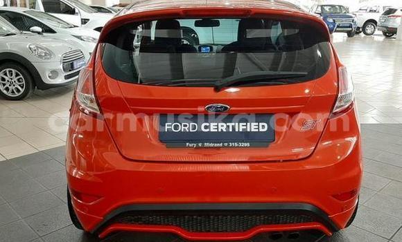Nunua Ilio tumika Ford Fiesta ST Nyekundu Gari ndani ya Beitbridge nchini Matabeleland Kusini Nunua Ilio tumika Ford Fiesta ST Nyekundu Gari ndani ya Beitbridge nchini Matabeleland Kusini