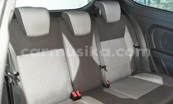 Nunua Ilio tumika Ford Fiesta ST Nyekundu Gari ndani ya Beitbridge nchini Matabeleland Kusini Nunua Ilio tumika Ford Fiesta ST Nyekundu Gari ndani ya Beitbridge nchini Matabeleland Kusini