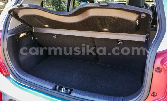 Nunua Ilio tumika Kia Picanto Fedha Gari ndani ya Beitbridge nchini Matabeleland Kusini Nunua Ilio tumika Kia Picanto Fedha Gari ndani ya Beitbridge nchini Matabeleland Kusini