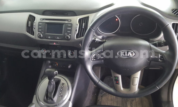 Buy Used Kia Sportage White Car in Beitbridge in Matabeleland South Buy Used Kia Sportage White Car in Beitbridge in Matabeleland South