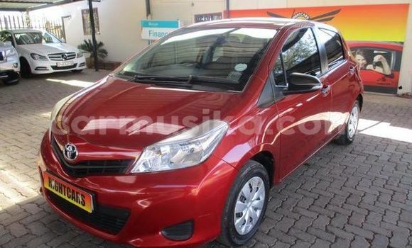 Buy Used Toyota Yaris Red Car in Beitbridge in Matabeleland South Buy Used Toyota Yaris Red Car in Beitbridge in Matabeleland South