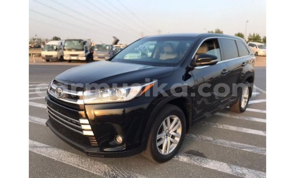 Tenga Imported Toyota Highlander Nhema Mota in Import - Dubai in Harare Tenga Imported Toyota Highlander Nhema Mota in Import - Dubai in Harare