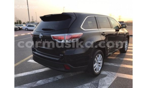 Tenga Imported Toyota Highlander Nhema Mota in Import - Dubai in Harare Tenga Imported Toyota Highlander Nhema Mota in Import - Dubai in Harare