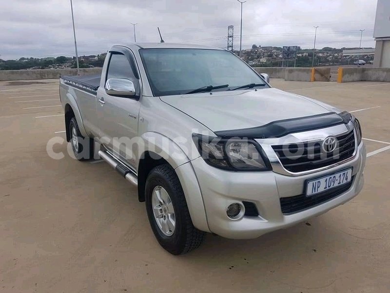 Big with watermark toyota hilux matabeleland south beitbridge 9791