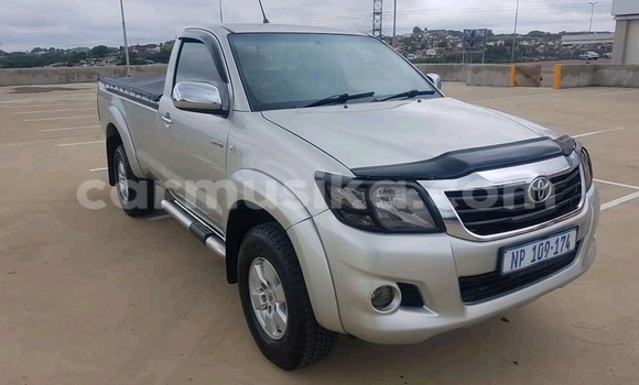 Nunua Ilio tumika Toyota Hilux Fedha Gari ndani ya Beitbridge nchini Matabeleland Kusini Nunua Ilio tumika Toyota Hilux Fedha Gari ndani ya Beitbridge nchini Matabeleland Kusini