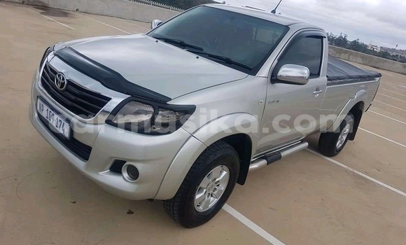 Nunua Ilio tumika Toyota Hilux Fedha Gari ndani ya Beitbridge nchini Matabeleland Kusini Nunua Ilio tumika Toyota Hilux Fedha Gari ndani ya Beitbridge nchini Matabeleland Kusini