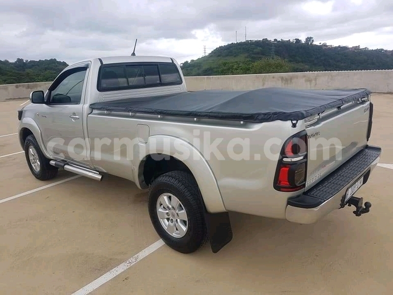 Big with watermark toyota hilux matabeleland south beitbridge 9791