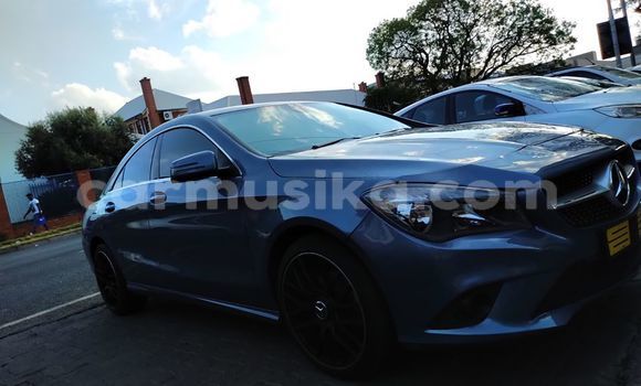 Tenga Tsaru Mercedes‒Benz C–Class Zvimwe Mota in Beitbridge in Matabeleland South Tenga Tsaru Mercedes‒Benz C–Class Zvimwe Mota in Beitbridge in Matabeleland South