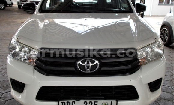 Tenga Tsaru Toyota Hilux Chena Mota in Beitbridge in Matabeleland South Tenga Tsaru Toyota Hilux Chena Mota in Beitbridge in Matabeleland South