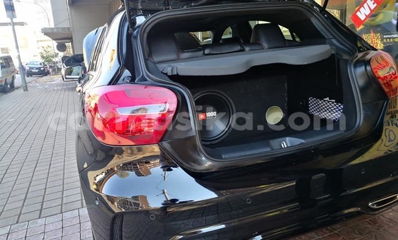 Acheter Occasion Voiture Mercedes‒Benz A–Class Noir à Beitbridge, Matabeleland South Acheter Occasion Voiture Mercedes‒Benz A–Class Noir à Beitbridge, Matabeleland South