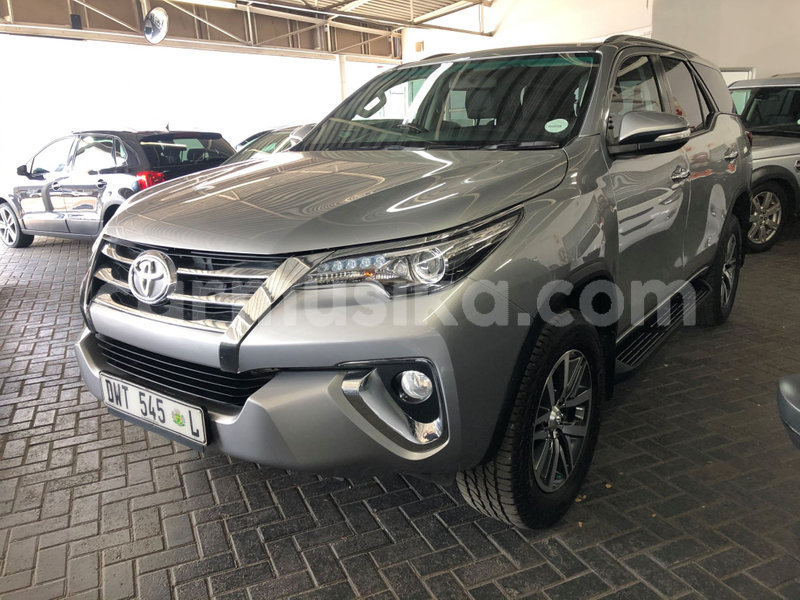 Big with watermark toyota fortuner matabeleland south beitbridge 9806