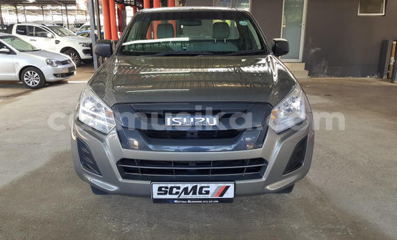 Nunua Ilio tumika Isuzu KB Beige Gari ndani ya Beitbridge nchini Matabeleland Kusini Nunua Ilio tumika Isuzu KB Beige Gari ndani ya Beitbridge nchini Matabeleland Kusini