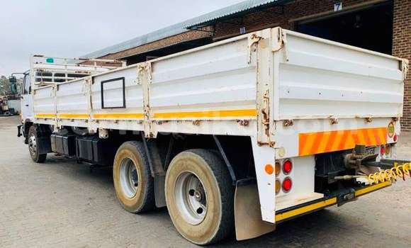 Tenga Tsaru Nissan Hardbody Chena Mota in Beitbridge in Matabeleland South Tenga Tsaru Nissan Hardbody Chena Mota in Beitbridge in Matabeleland South