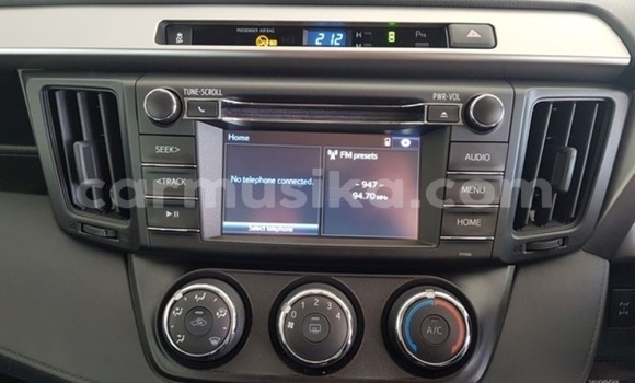 Acheter Occasion Voiture Toyota RAV4 Blanc à Beitbridge, Matabeleland South Acheter Occasion Voiture Toyota RAV4 Blanc à Beitbridge, Matabeleland South