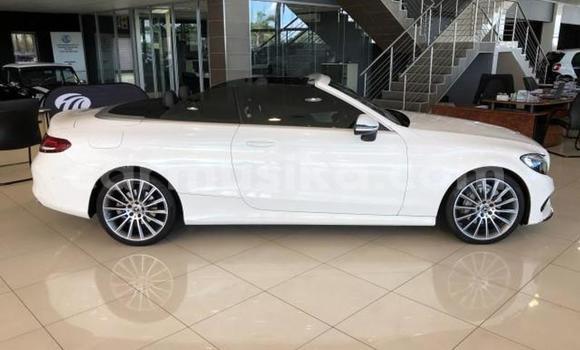 Acheter Occasion Voiture Mercedes‒Benz AMG GLC Coupe Blanc à Beitbridge, Matabeleland South Acheter Occasion Voiture Mercedes‒Benz AMG GLC Coupe Blanc à Beitbridge, Matabeleland South