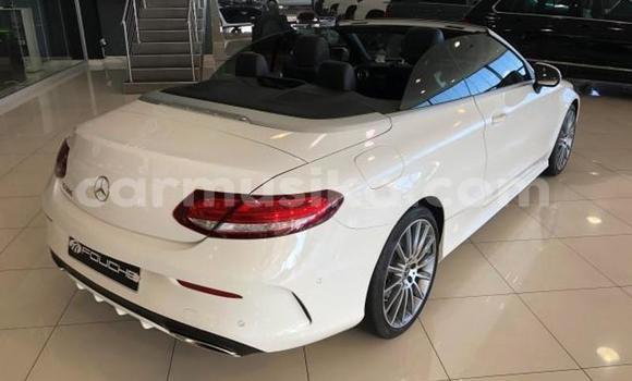 Acheter Occasion Voiture Mercedes‒Benz AMG GLC Coupe Blanc à Beitbridge, Matabeleland South Acheter Occasion Voiture Mercedes‒Benz AMG GLC Coupe Blanc à Beitbridge, Matabeleland South
