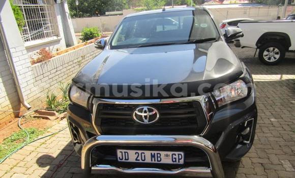 Acheter Occasion Voiture Toyota Hilux Noir à Bulawayo, Bulawayo Acheter Occasion Voiture Toyota Hilux Noir à Bulawayo, Bulawayo