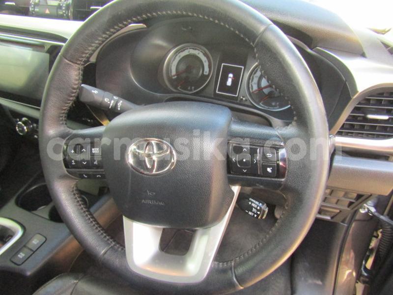 Big with watermark toyota hilux bulawayo bulawayo 9836