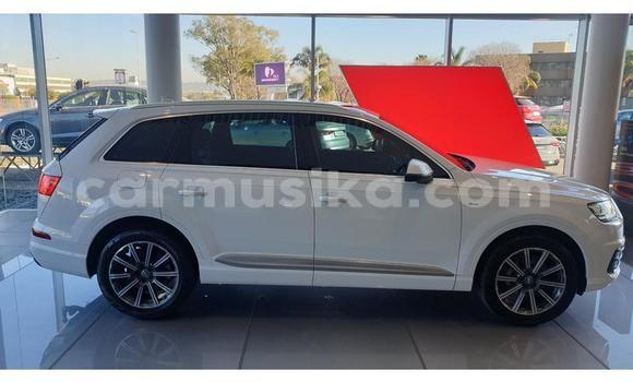 Acheter Occasion Voiture Audi Q7 Blanc à Beitbridge, Matabeleland South Acheter Occasion Voiture Audi Q7 Blanc à Beitbridge, Matabeleland South