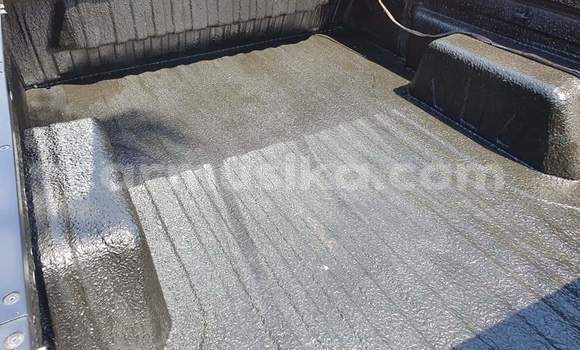 Tenga Tsaru Ford B-MAX Chena Mota in Beitbridge in Matabeleland South Tenga Tsaru Ford B-MAX Chena Mota in Beitbridge in Matabeleland South