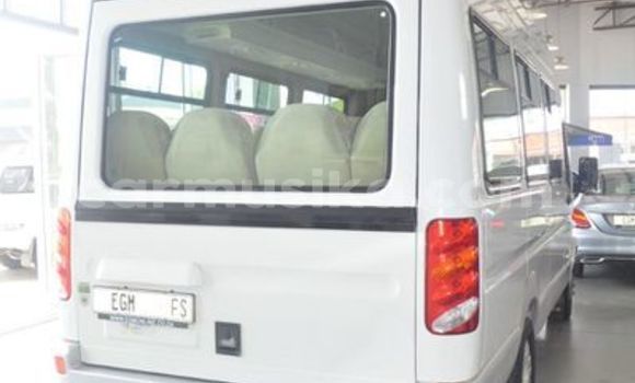 Buy Used IVECO Massif White Car in Beitbridge in Matabeleland South Buy Used IVECO Massif White Car in Beitbridge in Matabeleland South