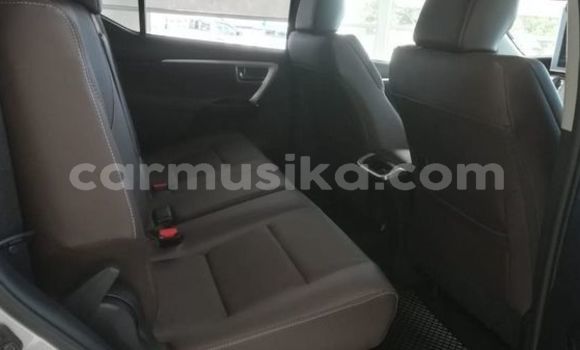 Tenga Tsaru Toyota Fortuner Sirivha Mota in Beitbridge in Matabeleland South Tenga Tsaru Toyota Fortuner Sirivha Mota in Beitbridge in Matabeleland South
