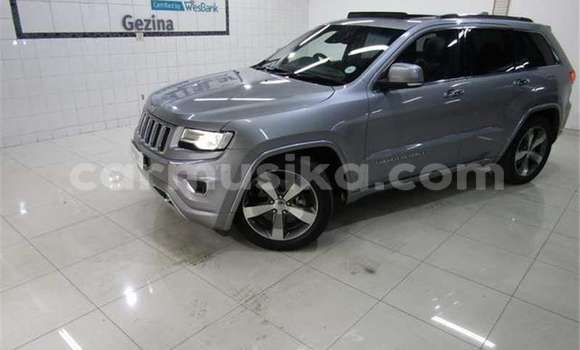 Nunua Ilio tumika Jeep Cherokee Fedha Gari ndani ya Beitbridge nchini Matabeleland Kusini Nunua Ilio tumika Jeep Cherokee Fedha Gari ndani ya Beitbridge nchini Matabeleland Kusini