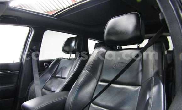 Nunua Ilio tumika Jeep Cherokee Fedha Gari ndani ya Beitbridge nchini Matabeleland Kusini Nunua Ilio tumika Jeep Cherokee Fedha Gari ndani ya Beitbridge nchini Matabeleland Kusini