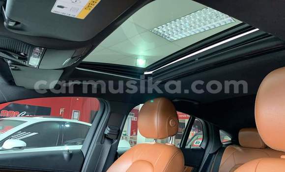 Tenga Tsaru Land Rover Range Rover Nhema Mota in Beitbridge in Matabeleland South Tenga Tsaru Land Rover Range Rover Nhema Mota in Beitbridge in Matabeleland South