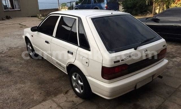 Buy Used Mazda 323 White Car in Bulawayo in Bulawayo Buy Used Mazda 323 White Car in Bulawayo in Bulawayo