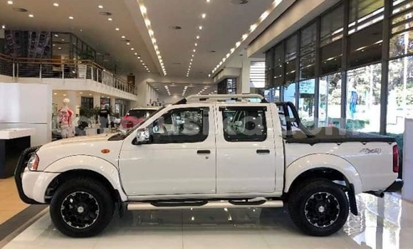 Buy Used Nissan Hardbody White Car in Beitbridge in Matabeleland South Buy Used Nissan Hardbody White Car in Beitbridge in Matabeleland South