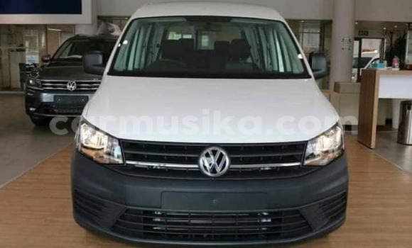 Buy Used Volkswagen Caddy White Car in Beitbridge in Matabeleland South Buy Used Volkswagen Caddy White Car in Beitbridge in Matabeleland South
