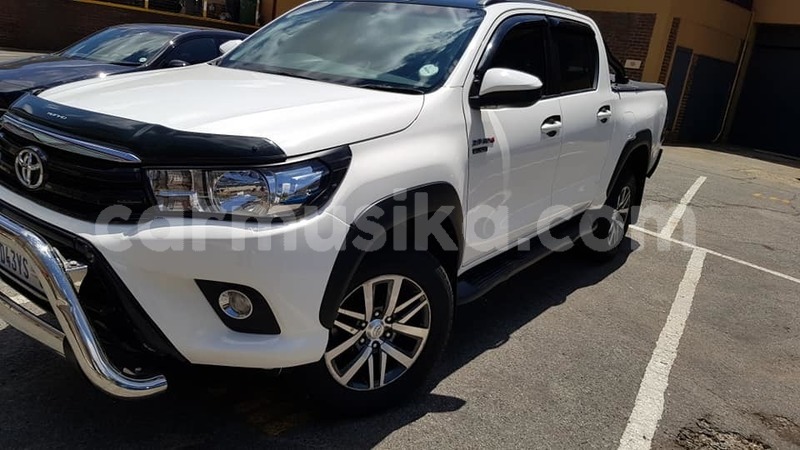 Big with watermark toyota hilux matabeleland south beitbridge 9905