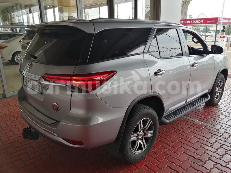 Big with watermark toyota fortuner matabeleland south beitbridge 9908