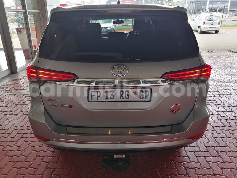 Big with watermark toyota fortuner matabeleland south beitbridge 9908