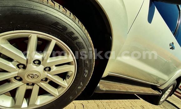 Tenga Tsaru Toyota Fortuner Sirivha Mota in Beitbridge in Matabeleland South Tenga Tsaru Toyota Fortuner Sirivha Mota in Beitbridge in Matabeleland South