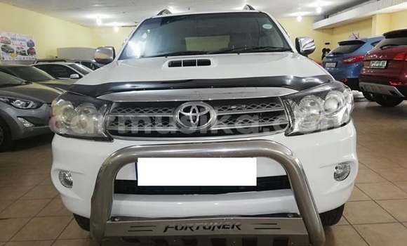 Tenga Tsaru Toyota Fortuner Chena Mota in Bulawayo in Bulawayo Tenga Tsaru Toyota Fortuner Chena Mota in Bulawayo in Bulawayo