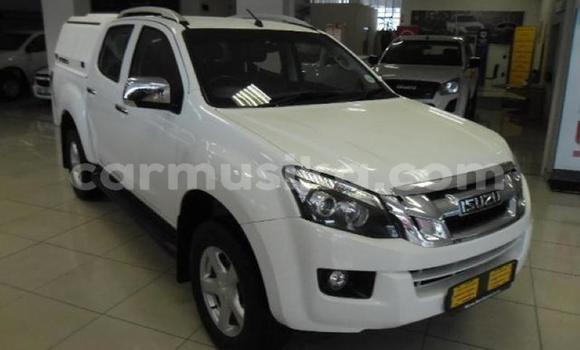 Tenga Tsaru Isuzu KB Chena Mota in Bulawayo in Bulawayo Tenga Tsaru Isuzu KB Chena Mota in Bulawayo in Bulawayo