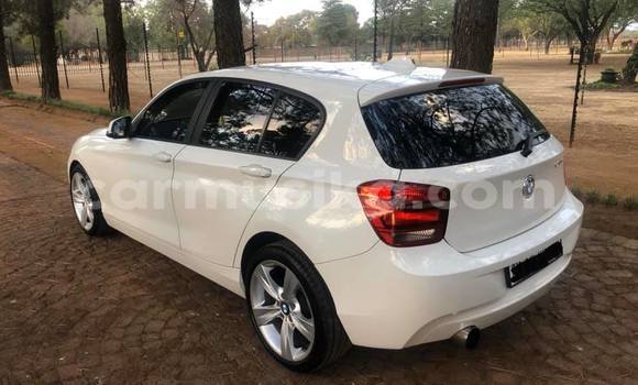 Acheter Occasion Voiture BMW 1er Blanc à Beitbridge, Matabeleland South Acheter Occasion Voiture BMW 1er Blanc à Beitbridge, Matabeleland South