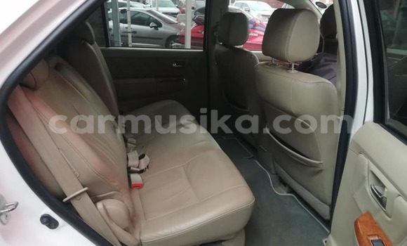 Buy Used Toyota Fortuner White Car in Beitbridge in Matabeleland South Buy Used Toyota Fortuner White Car in Beitbridge in Matabeleland South