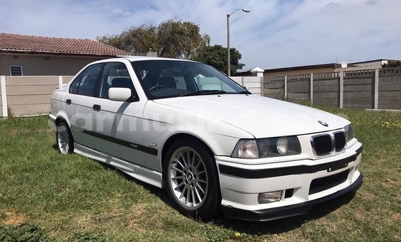 Buy Used BMW 321 White Car in Gweru in Midlands Buy Used BMW 321 White Car in Gweru in Midlands