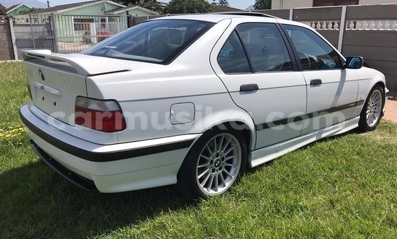 Buy Used BMW 321 White Car in Gweru in Midlands Buy Used BMW 321 White Car in Gweru in Midlands